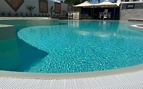 Aqua Suites Doria
